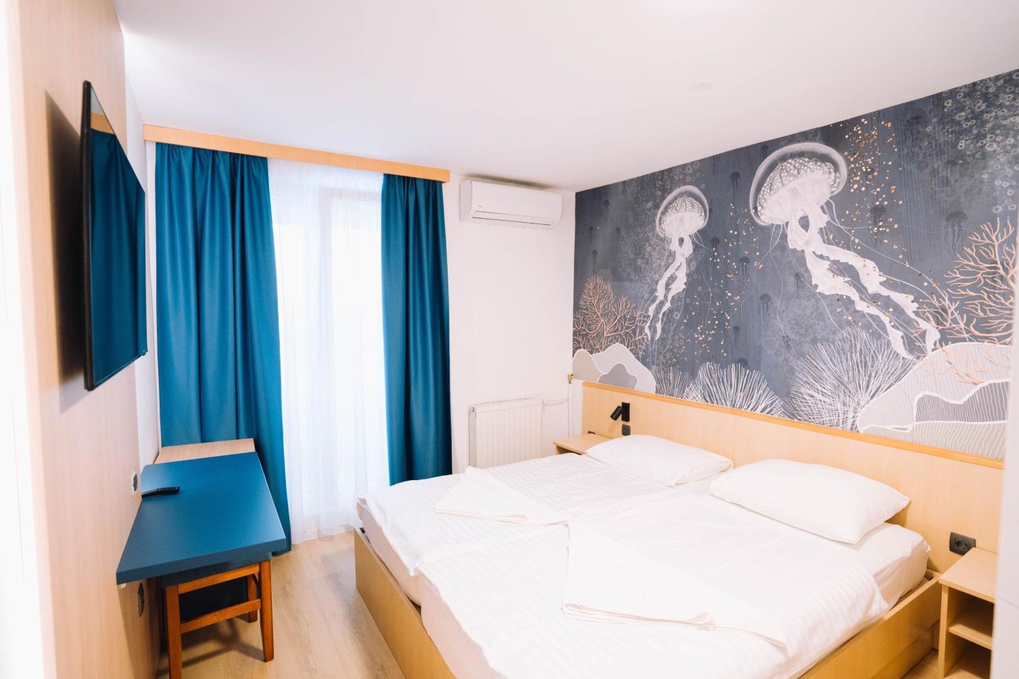 Hotel Bolero Биоград на Мору Екстериор снимка